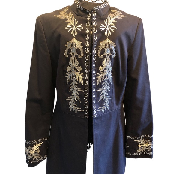 Exquisite 4 pc Bundle, Jacket, Skirt, Tank, Turtleneck | Platinum Soleil series - Picture 2 of 3